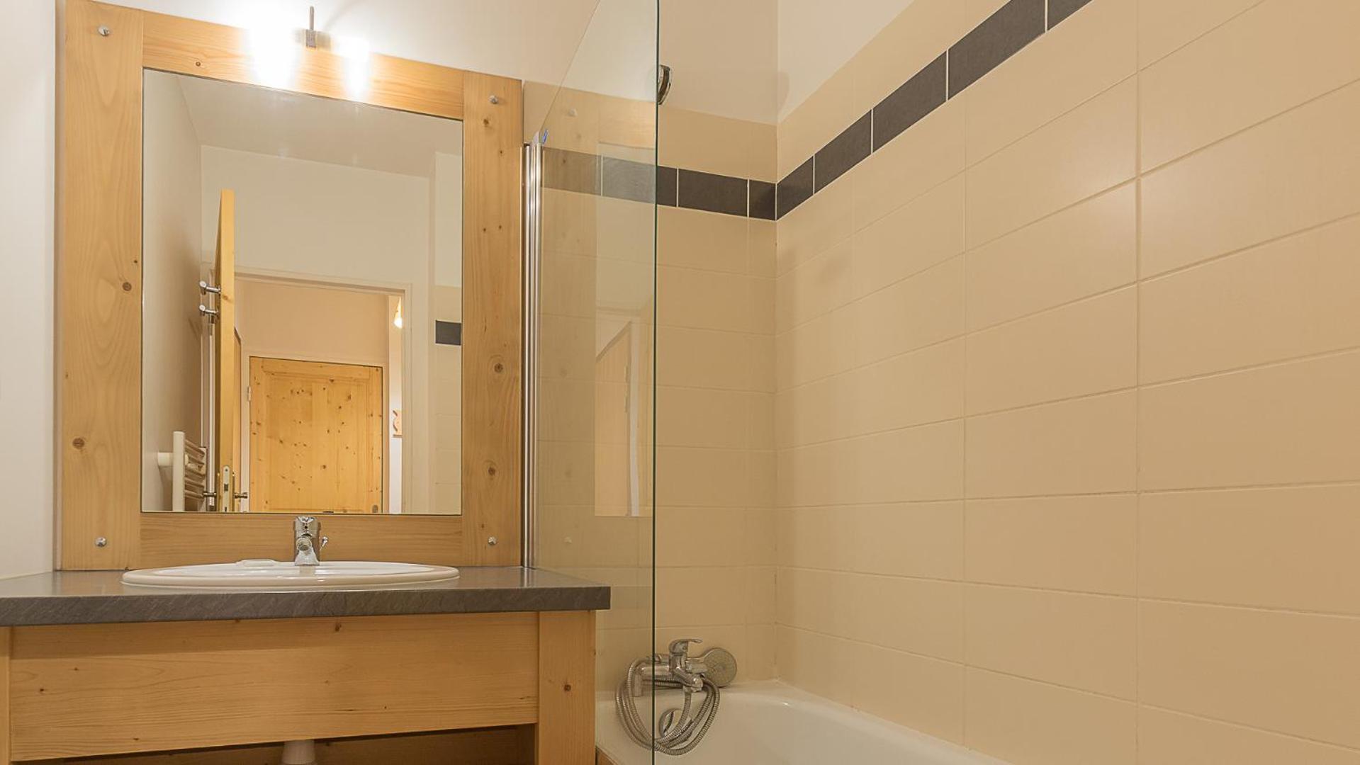 A006- Appartement 2 Pieces 4 Personnes Orcières Екстериор снимка